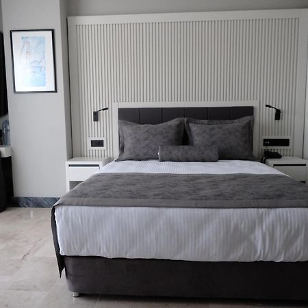Roseira Mar-Inn Luxury Gulluk Екстериор снимка